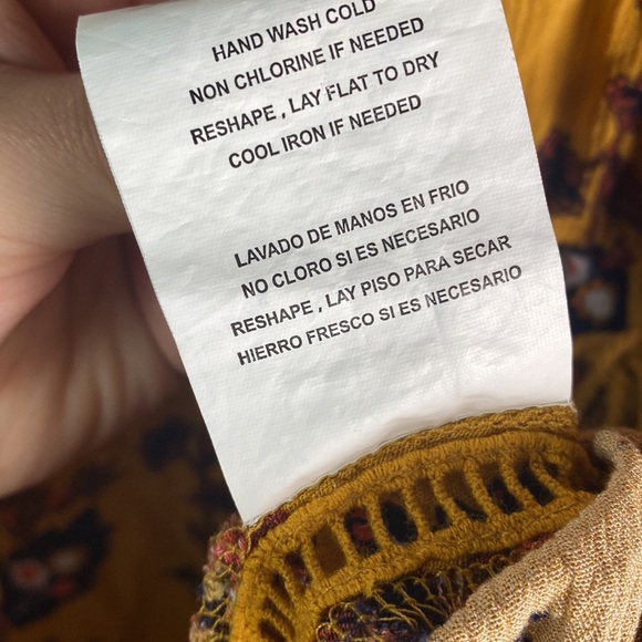 Coco + Jaimeson Boho Chic Off The Shoulder Mustard yellow retro floral Fall M - Picture 13 of 15